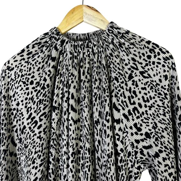 ASOS Metallic Animal Print Pleated Mini Dress Womens 0 Silver Black Party Glam - Picture 3 of 7